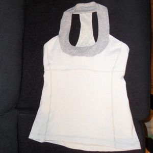 LULULEMON Light GRAY SHIRT TANK TOP BRA SZ 4